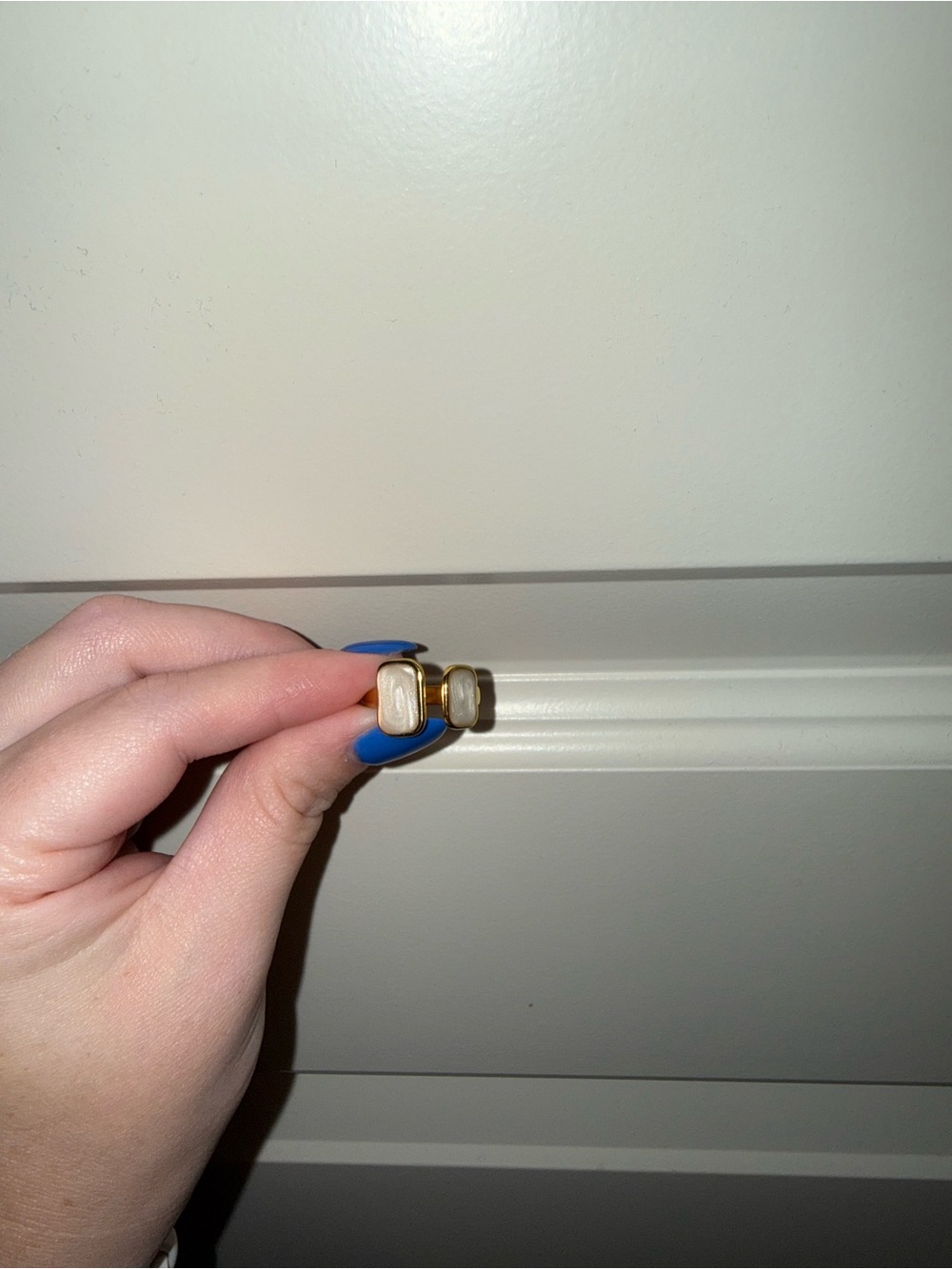 Gold Ring with white marble